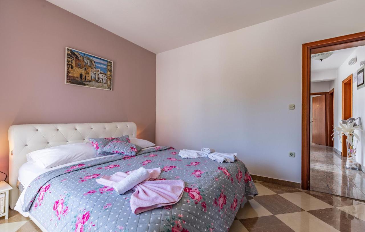 Villa San Rocco Bed & Breakfast Medulin Luaran gambar